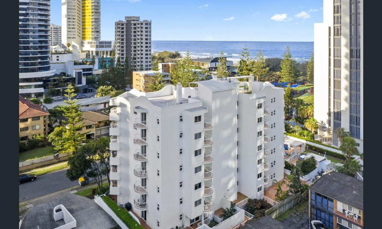 The Ritz Resort Heated Pool Gold Coast Extérieur photo